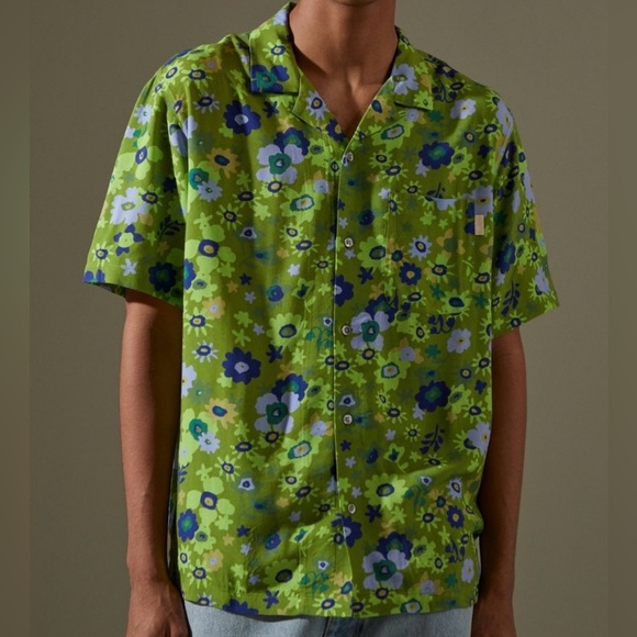 URBAN OUTFITTERS Drawn Ditsy Print Camp Shirt - Picture 3 of 6